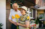 7 Best Online Dating Options For Seniors In Florida